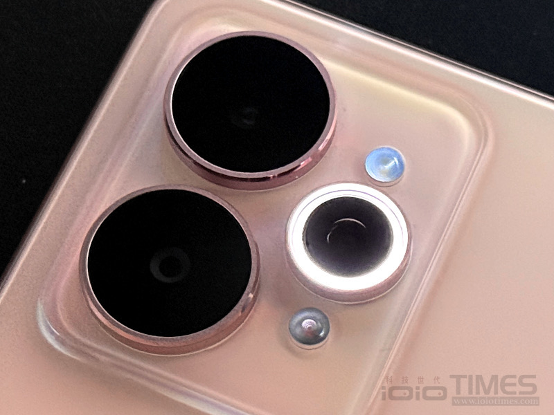 realme 15 Pro、15 5G開箱試用,三鏡好拍、美型設計,高效/平價的超值選擇! 44 realme15pro15 025 1