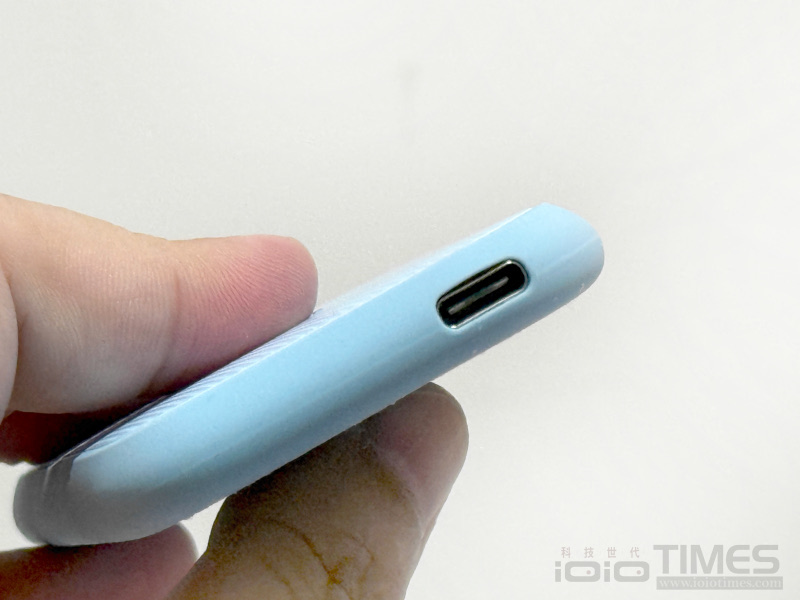 SanDisk Extreme Portable SSD開箱試用,小巧易攜、IP65防水防塵、高速1050/1000 MB/s傳輸 11 sandiskextremessd 013 6