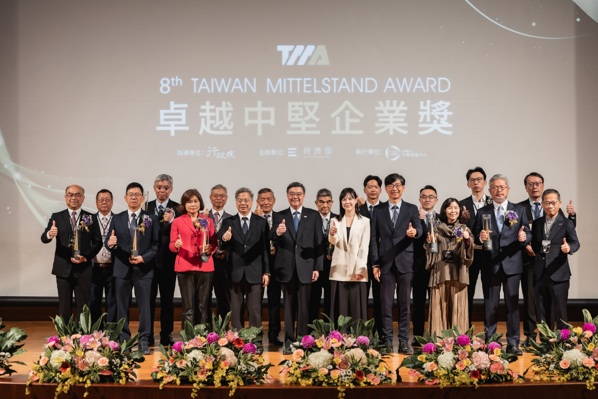 Synology榮獲第八屆卓越中堅企業獎,以創新技術與服務樹立業界典範 1 20251210 news Synology01