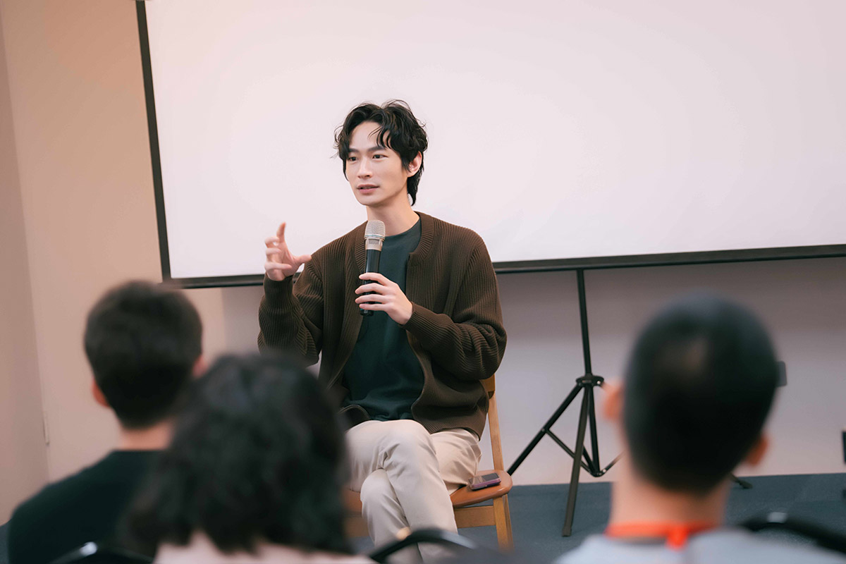 偶像級實力派講師登場!黃河助陣「台語台表演班」高雄班熱力開課!學員尖叫迎接:太幸福了! 4 20251214 NEWS 1 4