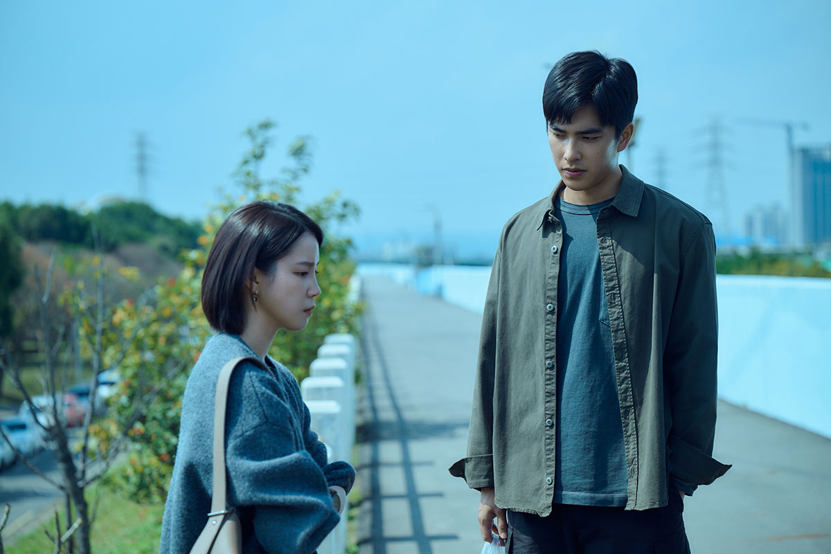 Netflix《如果我不曾見過太陽》延續一部曲好口碑 上線48小時內直衝排行榜冠軍! 7 20251217 NEWS 2 31