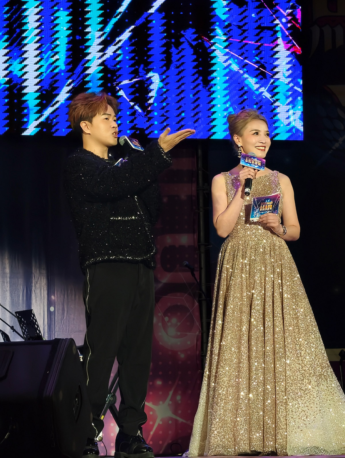 跨年舞台主持擔當、直播吸金王!「全球巨星」陳孟賢15分鐘賣爆150萬!品牌豪爽秒續約 5 20260113 NEWS 1 28