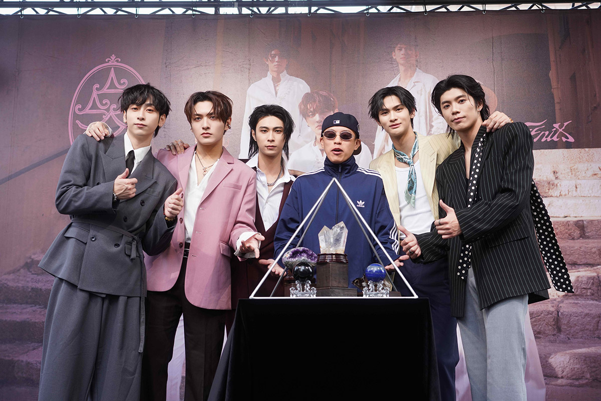 FEniX首度台北簽唱會,千名救火隊擠爆現場!攜第三張全創作新專輯《參》入伍前近距離寵粉! 6 20260126 NEWS 1 14