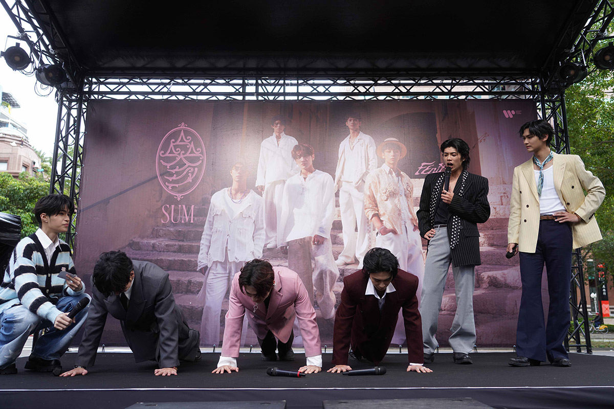 FEniX首度台北簽唱會,千名救火隊擠爆現場!攜第三張全創作新專輯《參》入伍前近距離寵粉! 3 20260126 NEWS 1 17