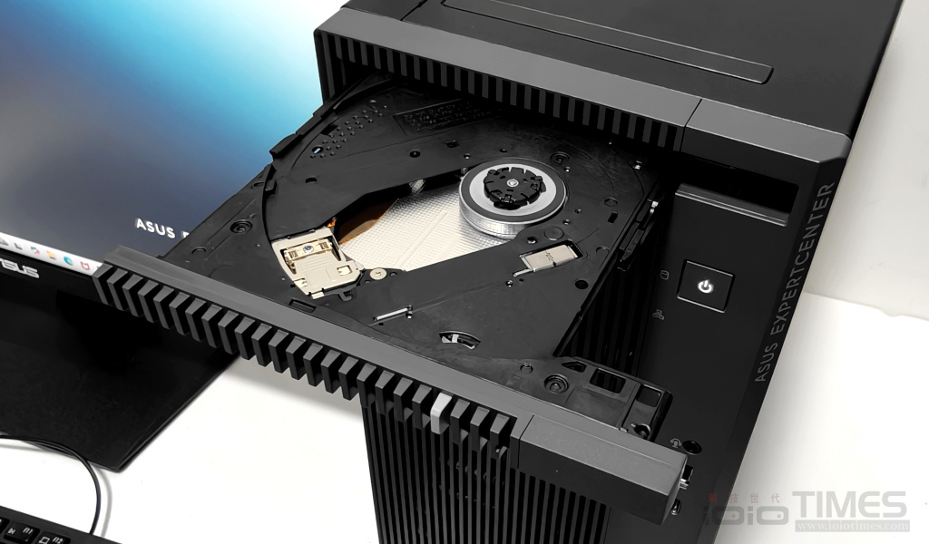 asusexpertcenterp700minitower 013 1