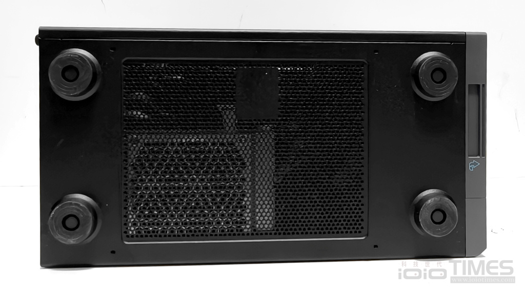 asusexpertcenterp700minitower 014 4