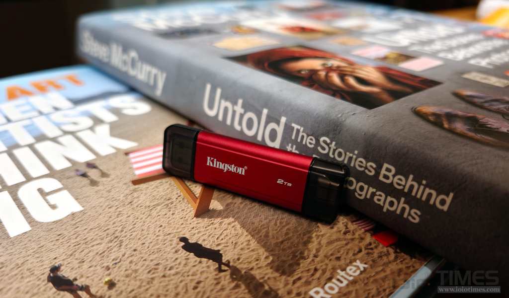 kingstondualportablessd2tb 002a