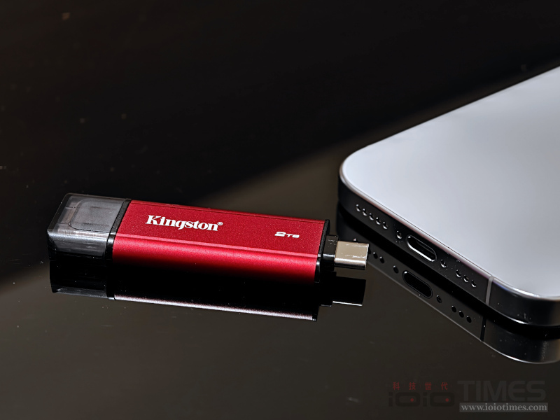 kingstondualportablessd2tb 017 5