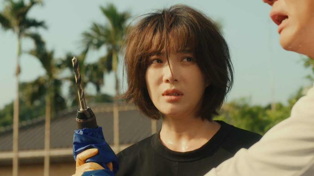 《暴走女外科》時隔4年在中天播出,首集「鑽顱戲」最讓蔡淑臻難忘 2 20260203 NEWS 1 67