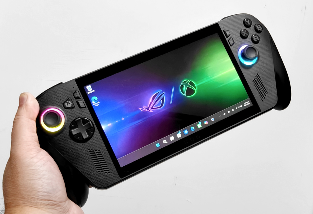 ioioTIMES「年度金賞2025」公布,看文章並分享、就有機會獲得幸運好禮 89 asusrogallyxbox 005