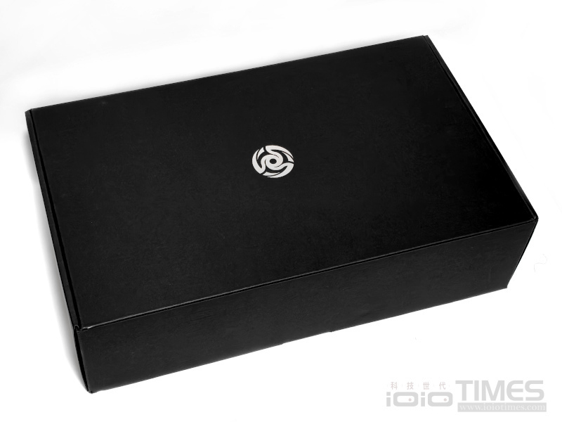 ZOTAC GAMING GeForce RTX 5070 Ti 16GB天啟OC顯卡開箱試用,二次元機甲美學科技、ARGB鑽切幻彩光環超酷炫 11 zotacgeforcertx5070ti16goc 008 1 1