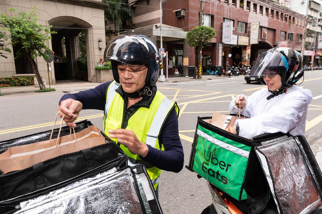 全心全Eats.童心相連:Uber Eats攜手全聯與中華育幼機構兒童關懷協會 1 20250327 NEWS 5 13