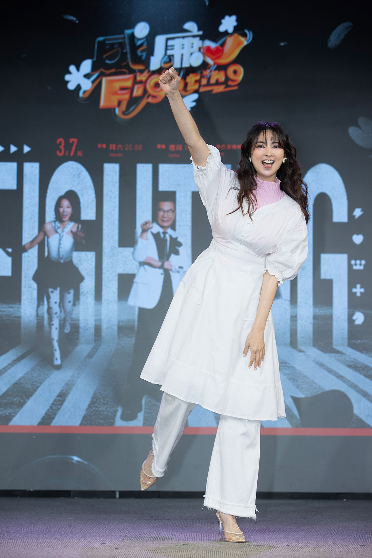 公視台語台首創「全透視移動式攝影棚綜藝秀」!沈玉琳《黑白威廉Fighting》衝全台 ! 6 20260305 NEWS 1 5 1