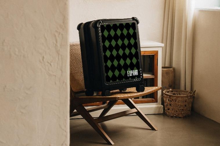 【CASETiFY每週推薦】連假出國這樣搭最時尚!Travel系列全新推出Bounce 26吋可擴充行李箱,還有Jon Burgerman、泰特美術館、Suntur等 3 20260326 news casetify02