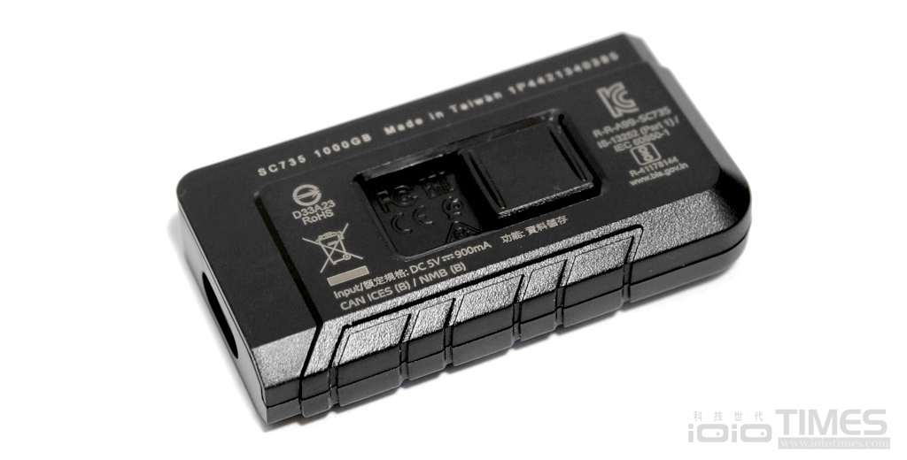 ADATA SD820、SC735高速行動外接式SSD開箱試用,強固軍規、輕巧易攜,儲存如影隨形無界限 26 adatasd820sc735ssd 024 2