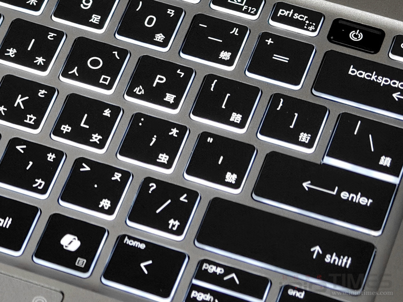 msiprestige14aid3mg 021 4