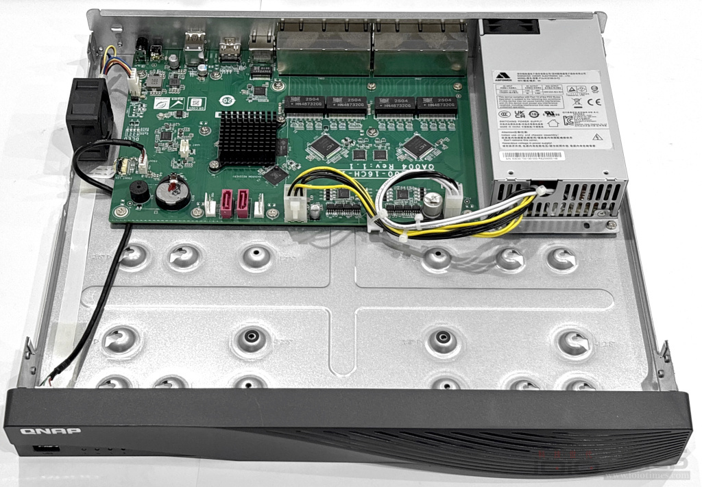 QNAP TVR-AI200網路智能NVR監控主機開箱試用,搭載AI全面守護、靈活監看無所不在 9 qnaptvrai200 011