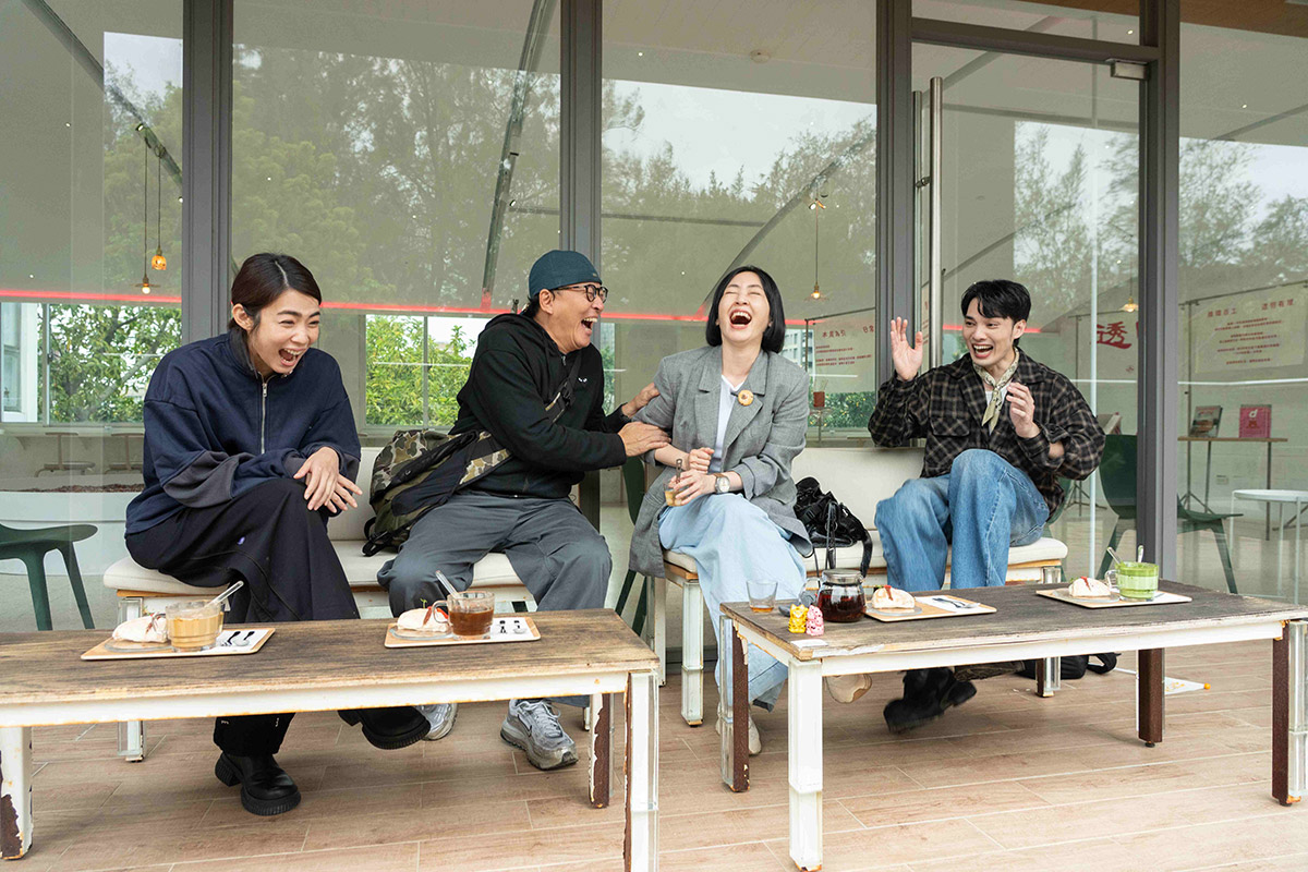 《花甲》詹姆士爆料泰國曾「牽手」蔡燦得!導演看傻:進展這麼快? 2 20260416 NEWS 1 10