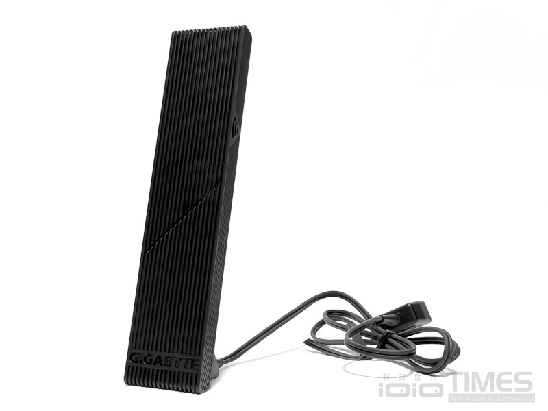 gigabytex870aorusstealthmb 016 1