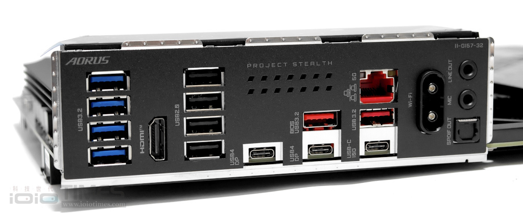 gigabytex870aorusstealthmb 033