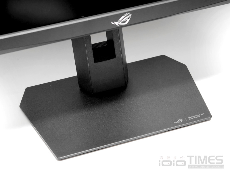 ROG Strix 5K XG27JCG電競螢幕開箱試用,雙模進化、遊戲沉浸流暢與極致畫質視覺兼俱的完美體現 17 rogstrixxg27jcg5k 016 4