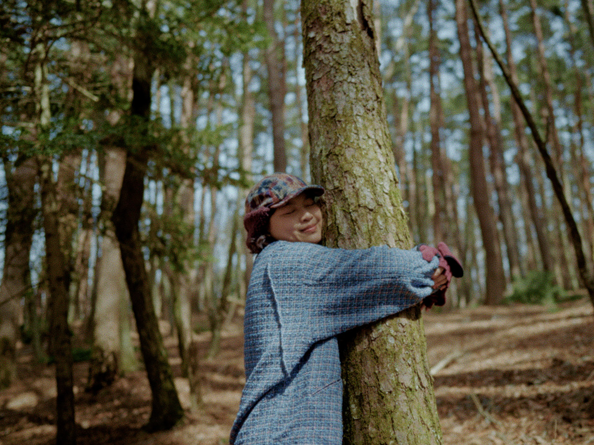 金曲新人JOYCE就以斯赴日拍MV,攜手新銳導演Sogare富士山下記錄最貼近彼此的距離 3 20260526 NEWS 1 5