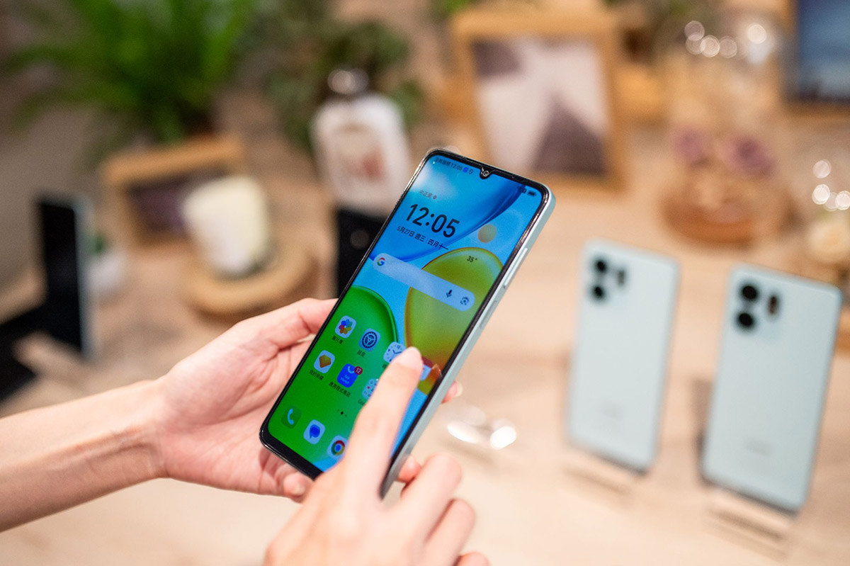 HONOR首款入門機亮相,HONOR X6d 5G正式登場,8GB+256GB大容量儲存配置、5000萬畫素超高清AI鏡頭 5 20260528 NEWS 1 15