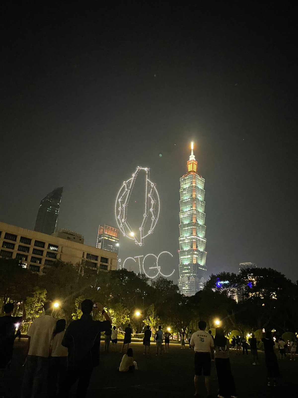 臺北市中心首次千架無人機點亮夜空,COMPUTEX × InnoVEX打造國際級科技城市展演,展現臺灣與全球創新生態系接軌實力 3 20260602 NEWS 6 8