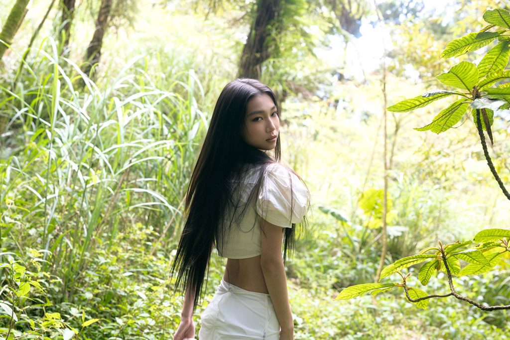 郁欣 Ivy〈Want Me Back〉狂飆135萬觀看!重金打造第二波新歌〈你現在一樣快樂嗎〉快閃擠爆信義夜 5 20260611 NEWS 4 11