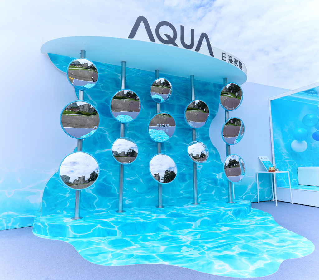不隨波,來吹風!日系空調家電AQUA強勢登台,GEmma吳映潔驚喜現身華山AQUA「流感」計劃快閃店 4 20260617 news aqua06
