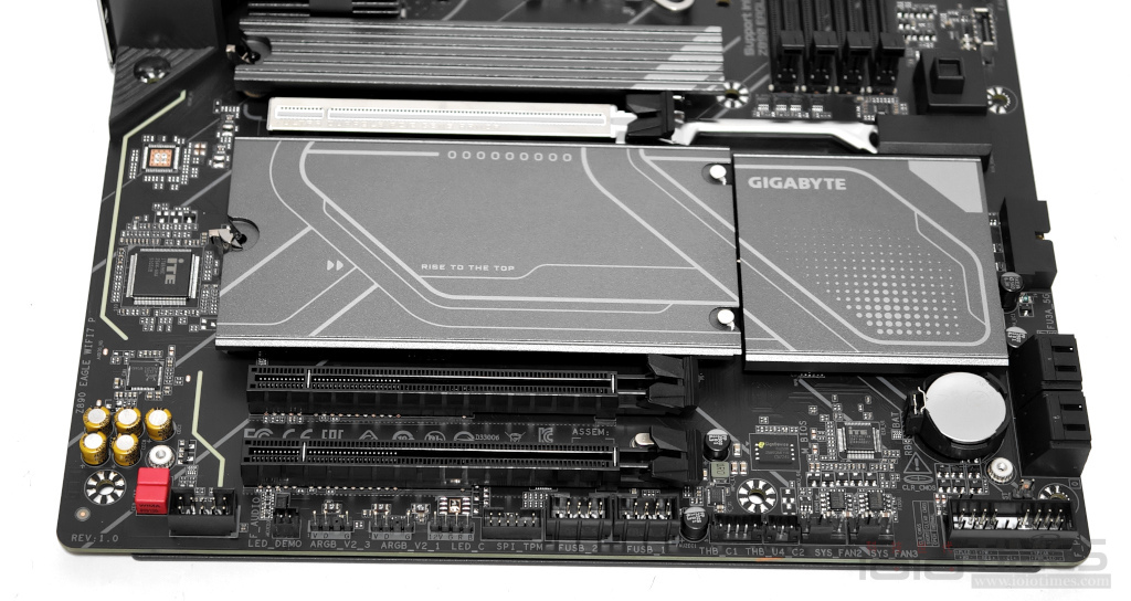 gigabytez890eaglewifi7plus 019